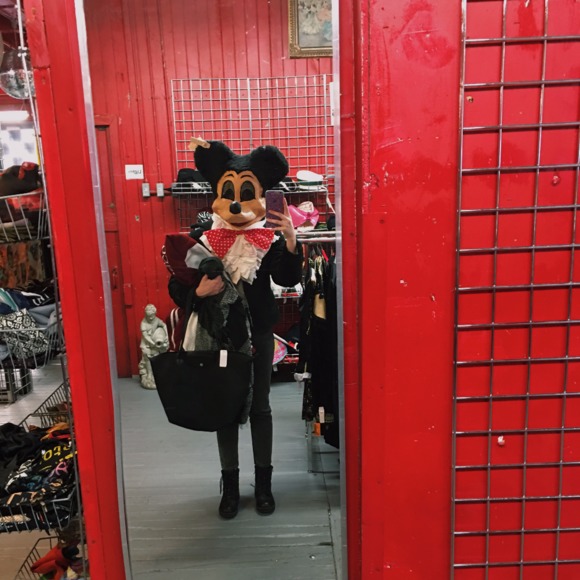 Meet your Posher, Madeline - Picture 1 of 1